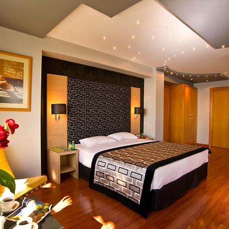 Nefeli Hotel Alimos Экстерьер фото