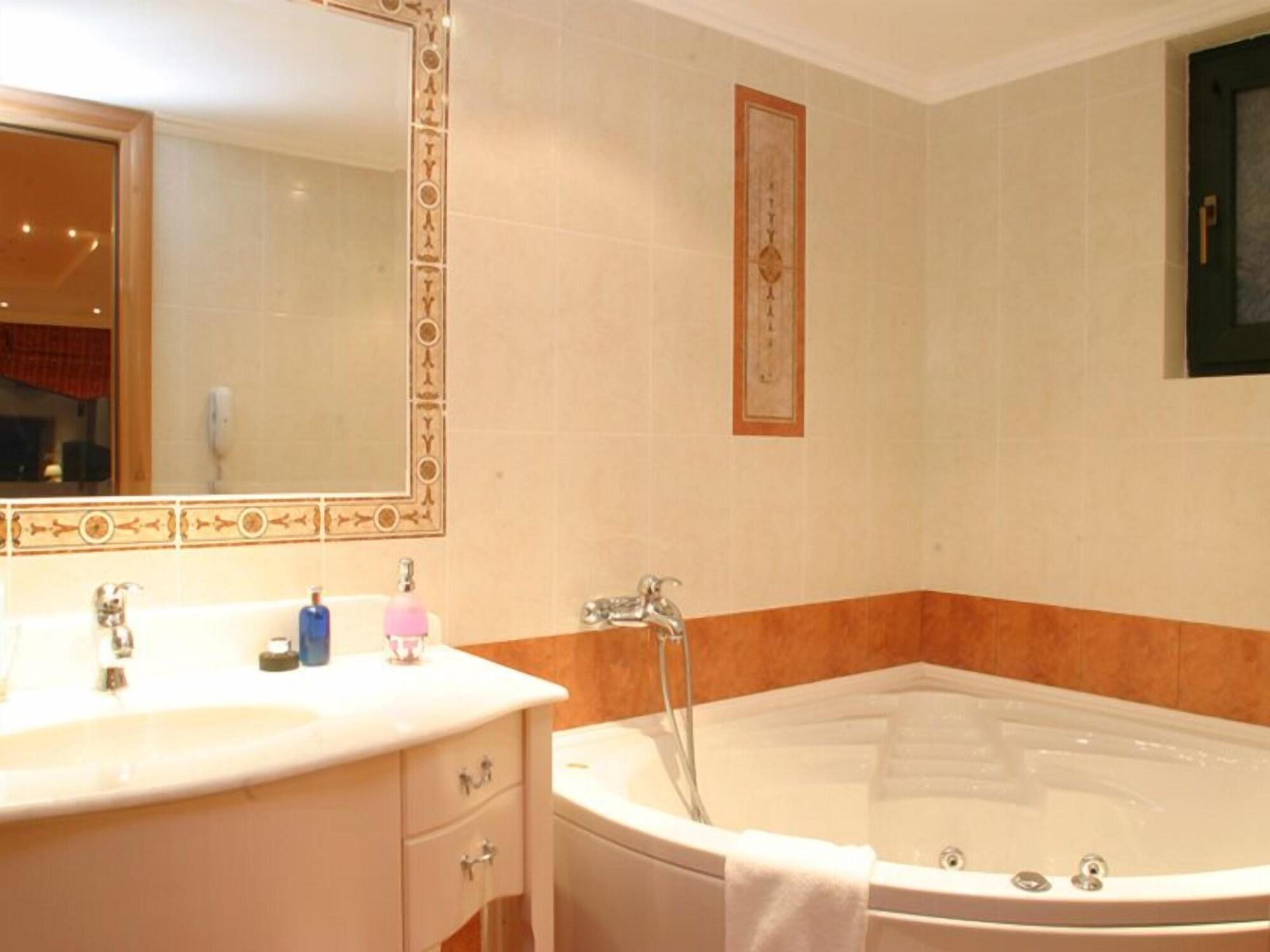 Nefeli Hotel Alimos Экстерьер фото