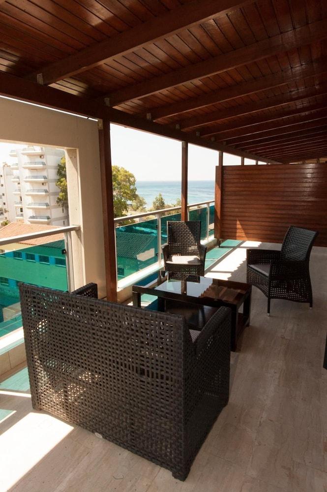 Nefeli Hotel Alimos Экстерьер фото