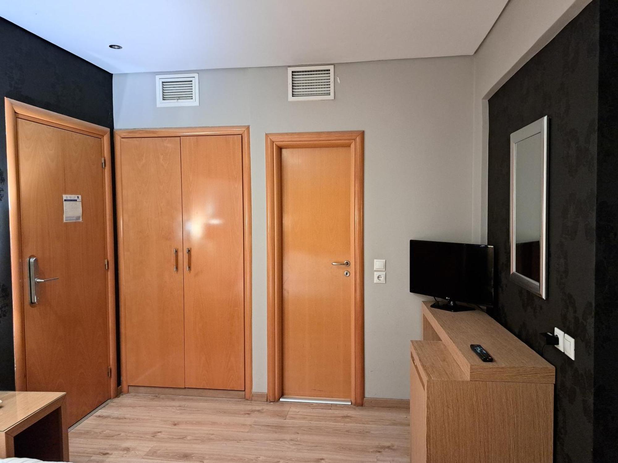 Nefeli Hotel Alimos Экстерьер фото