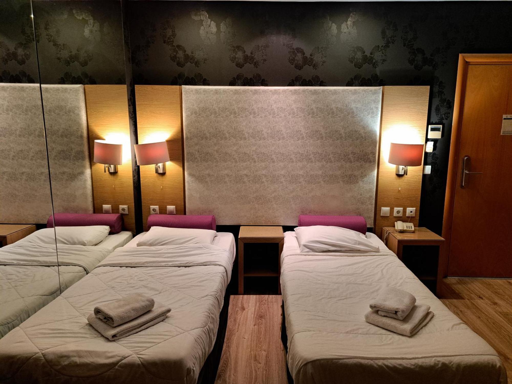 Nefeli Hotel Alimos Экстерьер фото